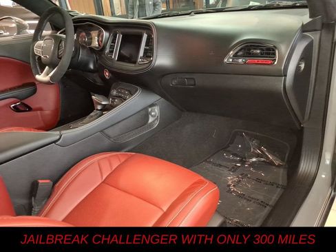 Used 2023 Dodge Challenger SRT Hellcat image 10