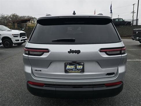 New 2025 Jeep Grand Cherokee L Limited image 14