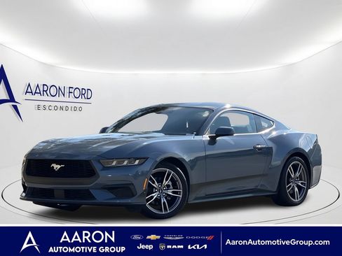 Used 2025 Ford Mustang Coupe RWD image 1