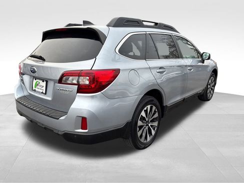 Used 2017 Subaru Outback 2.5i Limited image 8