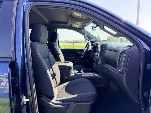 Certified 2022 Chevrolet Silverado 1500 RST AWD/4WD image 10