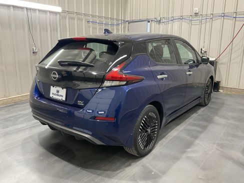 Used 2025 Nissan Leaf SV Plus image 22