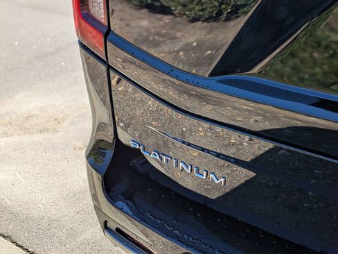 New 2025 Ford Expedition Platinum w/ Driver's Package image 31