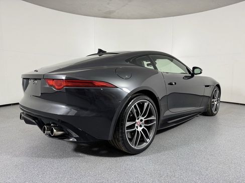 Used 2017 Jaguar F-TYPE R image 9