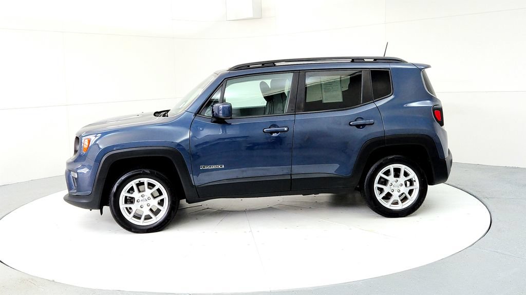 Used 2021 Jeep Renegade Latitude w/ Convenience Group AWD/4WD image 3