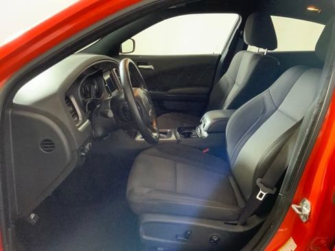 Used 2020 Dodge Charger SXT w/ Blacktop Package RWD image 13