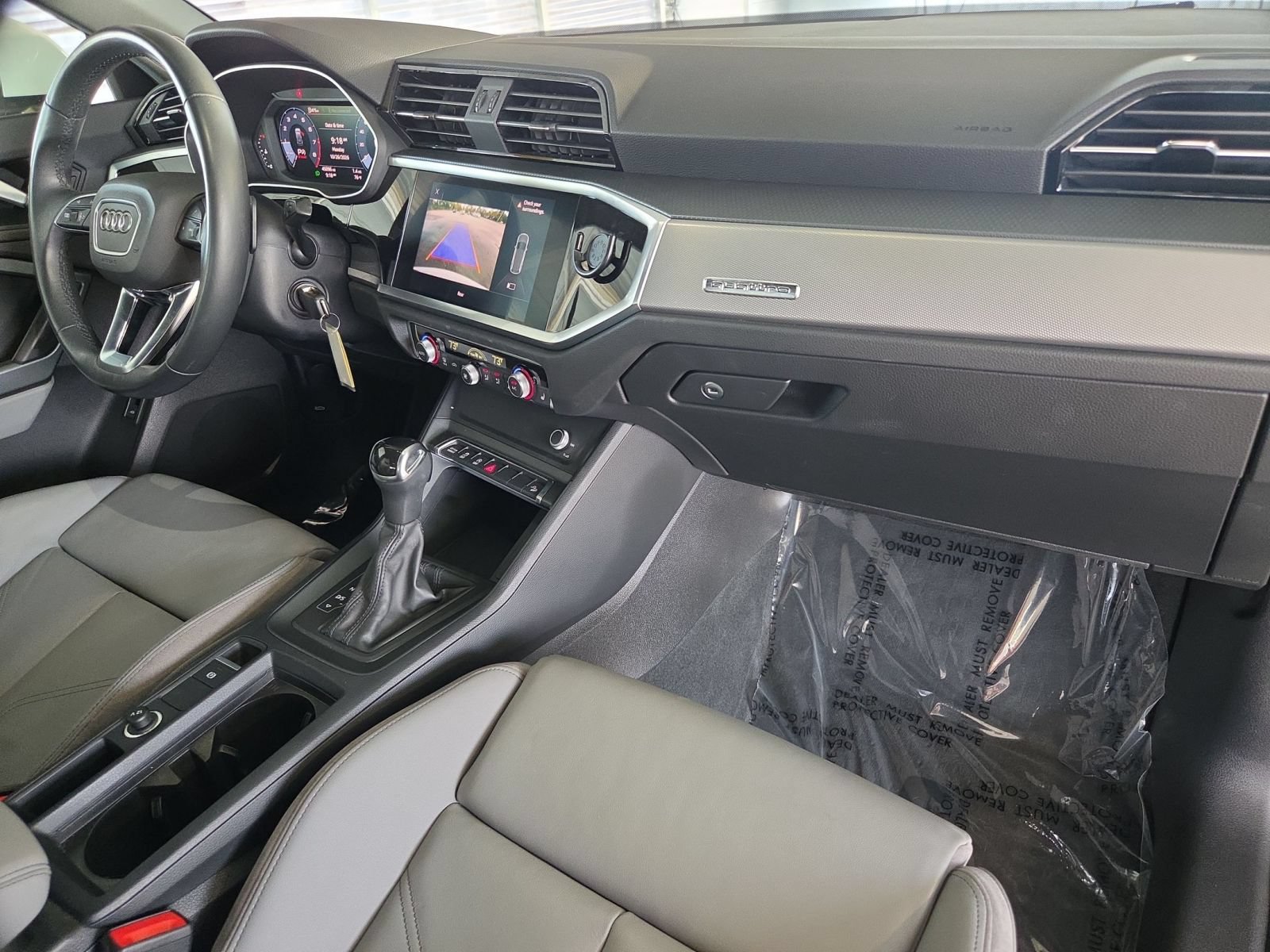 Used 2021 Audi Q3 2.0T Premium w/ Black Optic Sport Package AWD/4WD image 29