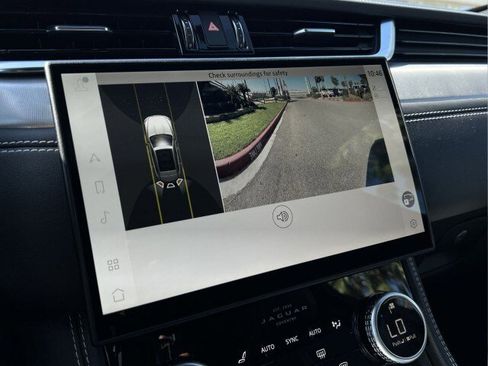 Used 2025 Jaguar F-PACE R-Dynamic S image 31