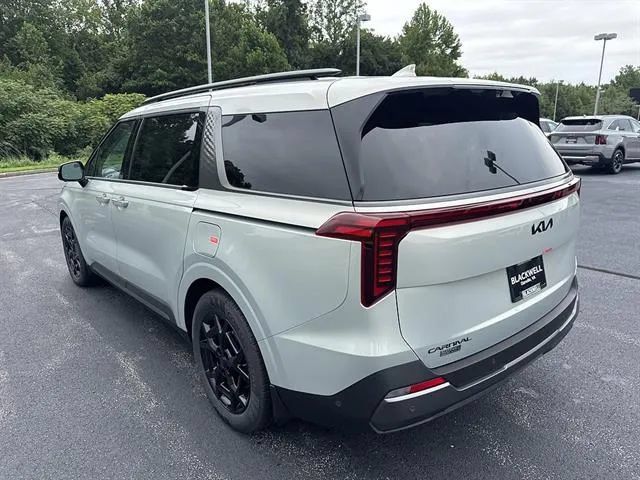 New 2026 Kia Carnival SX Prestige FWD image 4