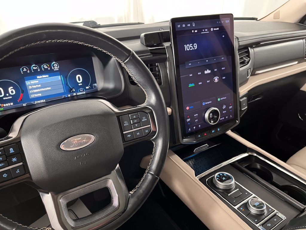 Used 2023 Ford Expedition Platinum AWD/4WD image 25