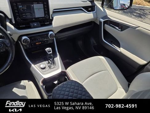 Used 2020 Toyota RAV4 Limited AWD/4WD image 15