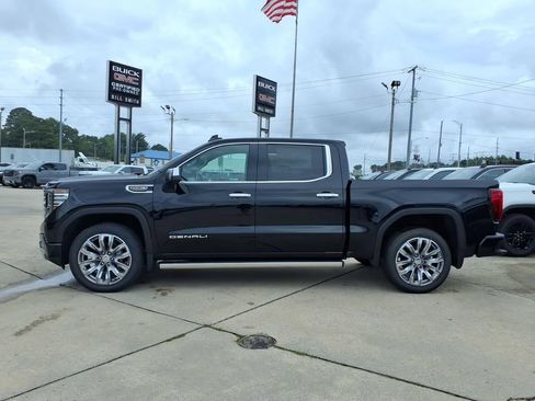 New 2026 GMC Sierra 1500 Denali AWD/4WD image 4