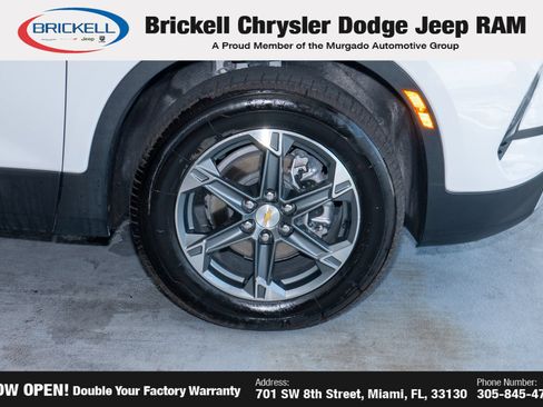 Used 2025 Chevrolet Blazer LT FWD image 40