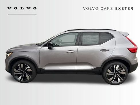 New 2026 Volvo XC40 B5 Plus w/ Protection Package Premier AWD/4WD image 3