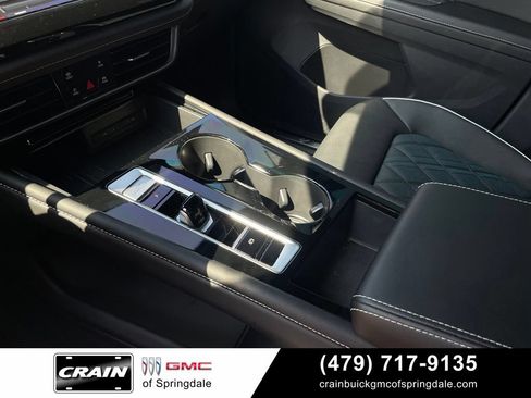 Used 2025 Volkswagen Atlas Cross Sport SEL Premium R-Line AWD/4WD image 20