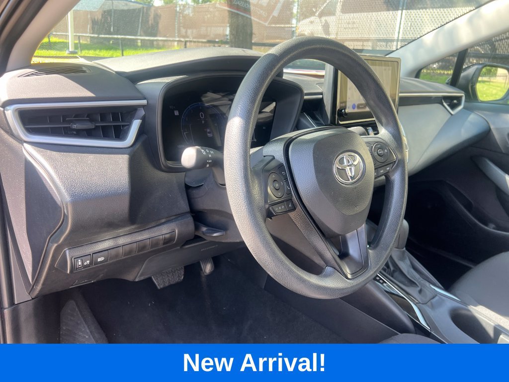 Used 2026 Toyota Corolla LE FWD image 11