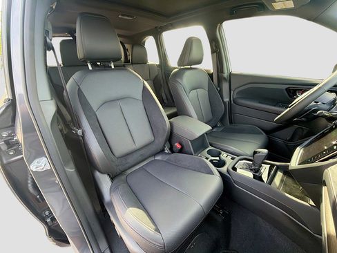 New 2025 Subaru Forester Touring image 17