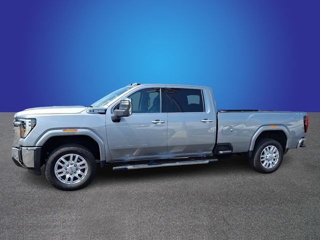 Used 2024 GMC Sierra 2500 SLT w/ SLT Premium Package AWD/4WD image 6