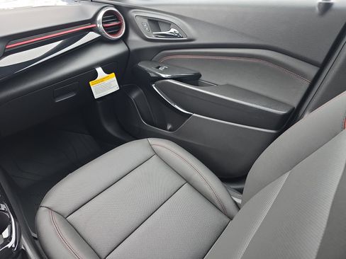 New 2026 Chevrolet Trax RS w/ Sunroof Package image 14