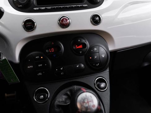 Used 2013 FIAT 500 Abarth w/ Comfort/Convenience Group FWD image 21