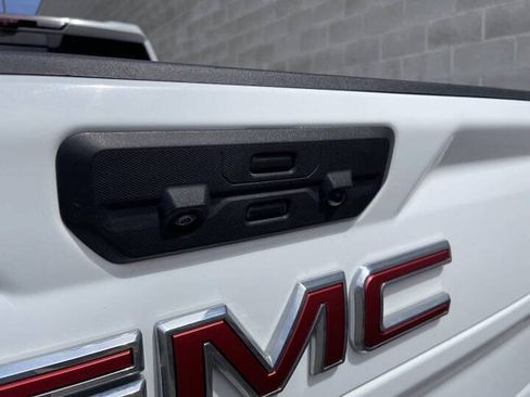 Used 2024 GMC Sierra 3500 Denali w/ Denali Reserve Package AWD/4WD image 9