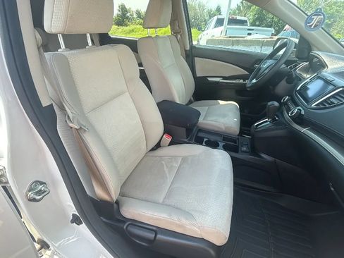 Used 2016 Honda CR-V EX image 2