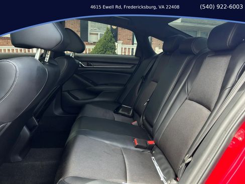 Used 2018 Honda Accord Sport image 12