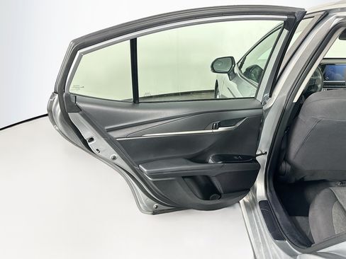 Used 2025 Toyota Camry LE FWD image 25