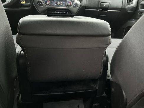 Used 2018 Chevrolet Silverado 1500 LT w/ All Star Edition image 24