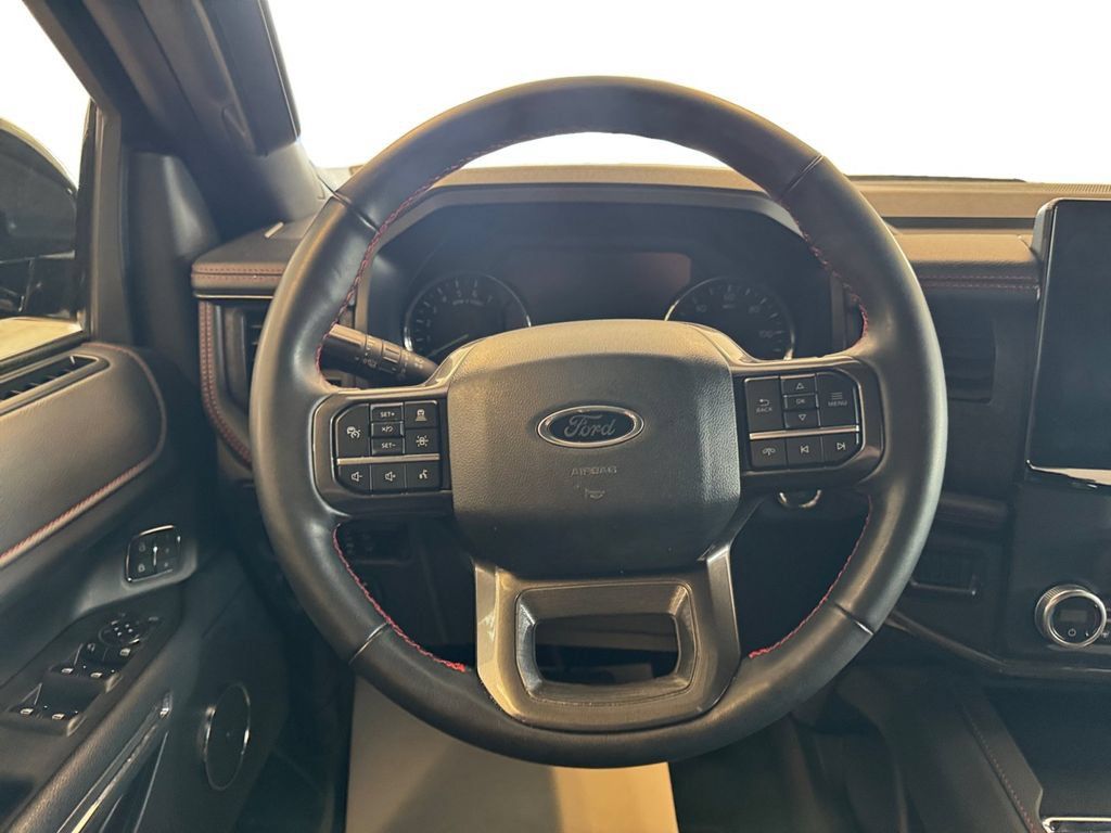 Used 2024 Ford Expedition Max Limited AWD/4WD image 13