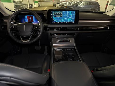 New 2026 Lincoln Aviator AWD image 18