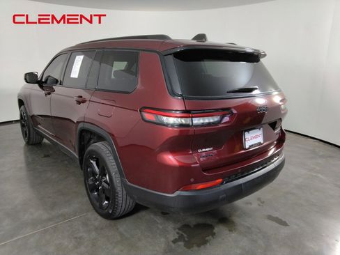 Used 2024 Jeep Grand Cherokee L Limited w/ Black Appearance Package AWD/4WD image 7