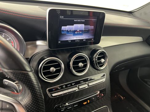 Certified 2019 Mercedes-Benz GLC 43 AMG 4MATIC image 28