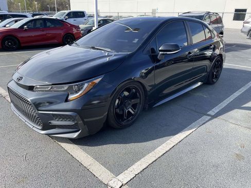 Used 2022 Toyota Corolla SE image 5