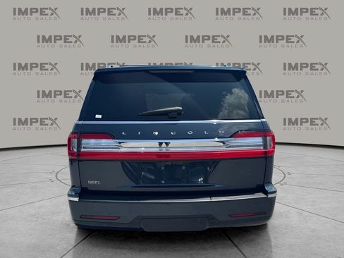 Used 2021 Lincoln Navigator L Reserve w/ Luxury Package AWD/4WD image 4