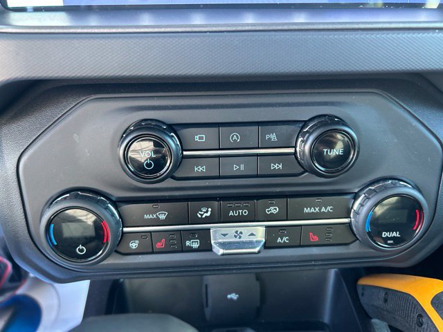 Certified 2024 Ford Bronco Badlands AWD/4WD image 19