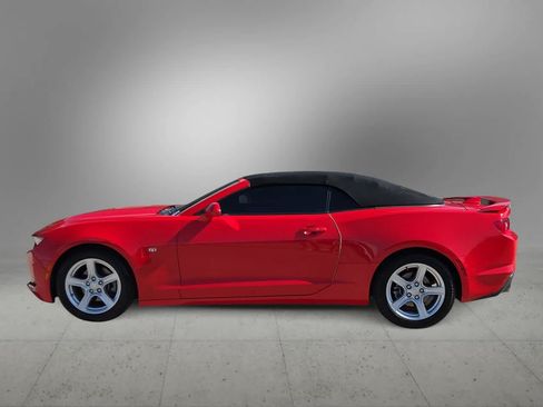Used 2020 Chevrolet Camaro LT RWD image 5