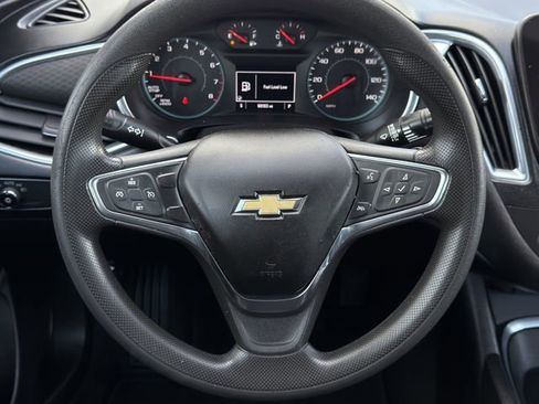 Used 2021 Chevrolet Malibu LT image 13