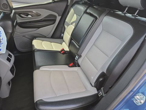 Used 2024 GMC Terrain SLT AWD/4WD image 36