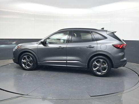 Used 2023 Ford Escape ST-Line FWD image 7