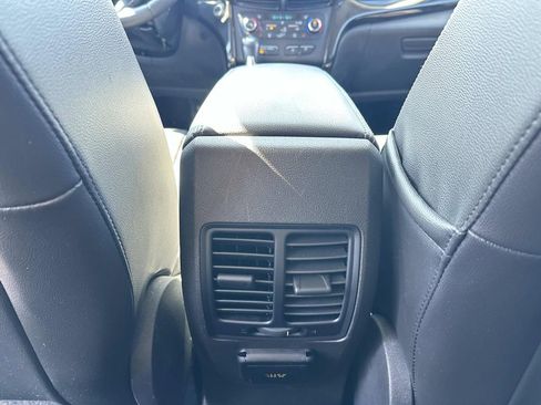 Used 2017 Ford Escape Titanium AWD/4WD image 14
