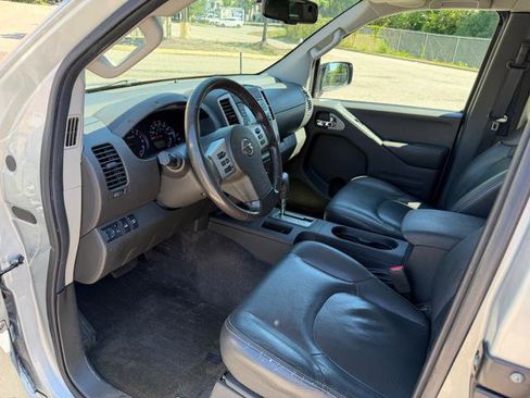 Used 2016 Nissan Frontier SV w/ SV Value Truck Package AWD/4WD image 28