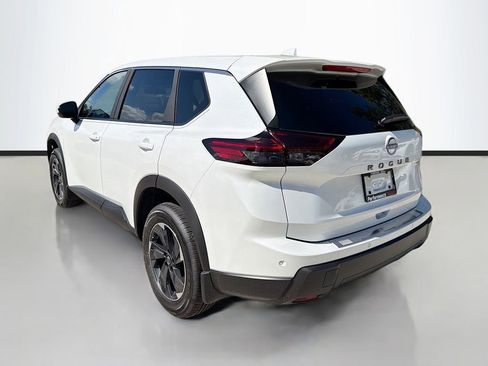 New 2026 Nissan Rogue SV w/ Cold Weather Package image 6