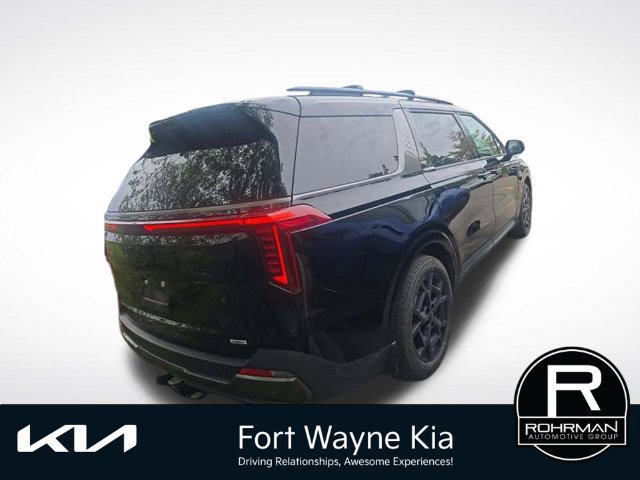 Certified 2025 Kia Carnival SX Prestige FWD image 3