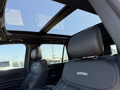 New 2025 Ford Expedition Platinum w/ Stealth Appearance Package image 42