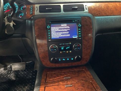 Used 2008 Chevrolet Avalanche LTZ w/ LTZ Preferred Equipment Group image 13