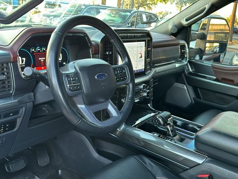 Used 2023 Ford F150 Lariat AWD/4WD image 13