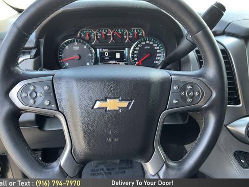 Used 2020 Chevrolet Suburban LT AWD/4WD image 28