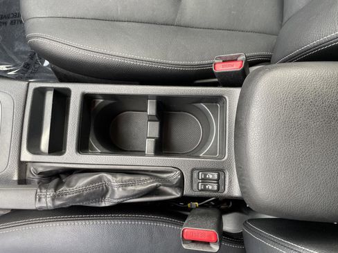 Used 2014 Subaru Crosstrek 2.0i Limited AWD/4WD image 30