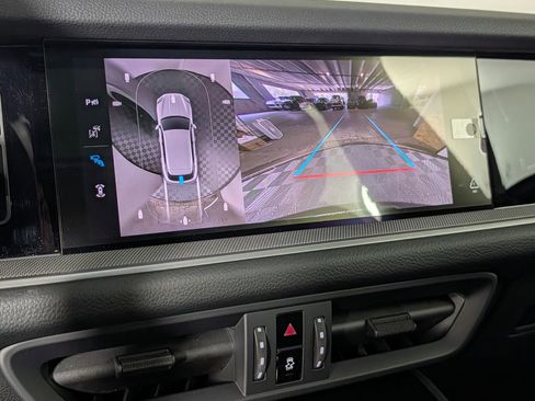 New 2026 Porsche Cayenne AWD/4WD image 32